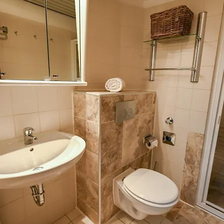 Apartment Lichtermeer 2 *